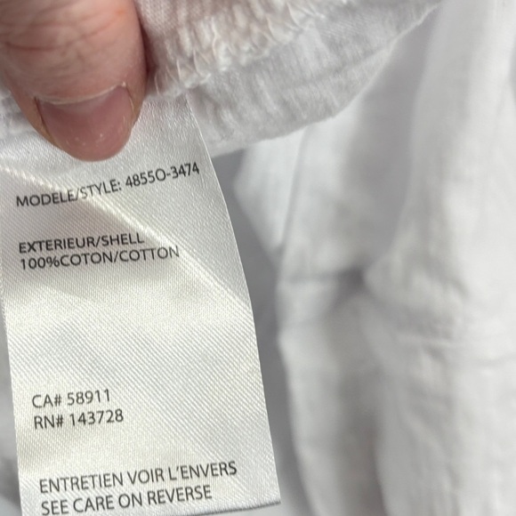 Tribal White Sleeveless Relaxed Buttoned Tank Top - Picture 4 of 4